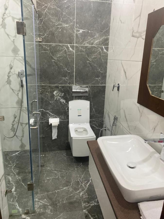 Hotel Temple View Inn Anandpur Sāhib Dış mekan fotoğraf