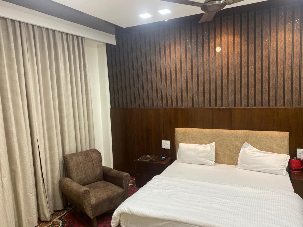 Hotel Temple View Inn Anandpur Sāhib Dış mekan fotoğraf