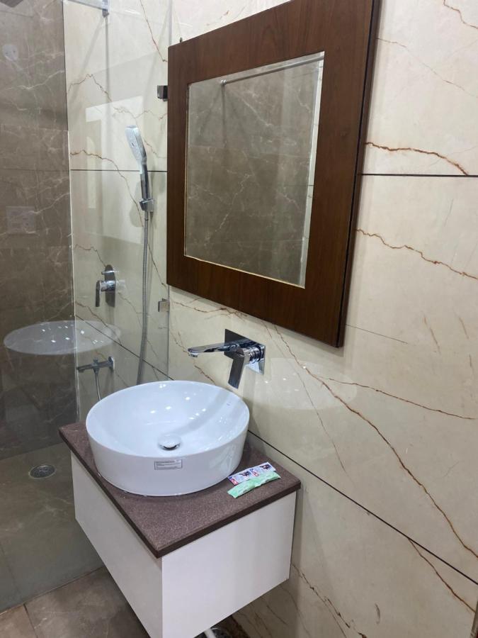 Hotel Temple View Inn Anandpur Sāhib Dış mekan fotoğraf
