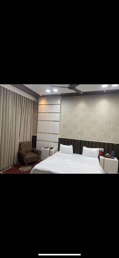 Hotel Temple View Inn Anandpur Sāhib Dış mekan fotoğraf